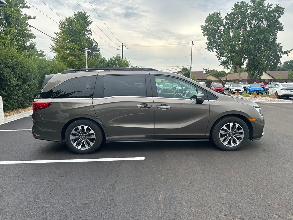 Used 2022 Pacific Pewter Metallic Honda EX-L image 7
