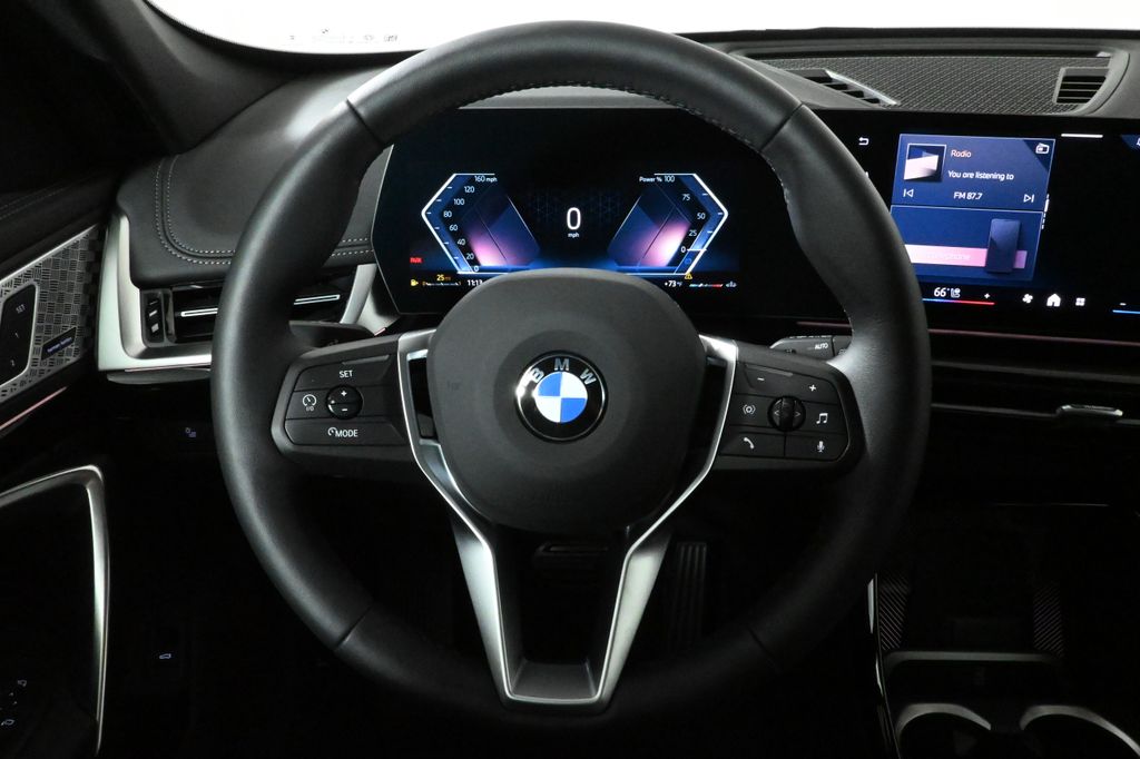 2025 BMW X1 xDrive28i 19