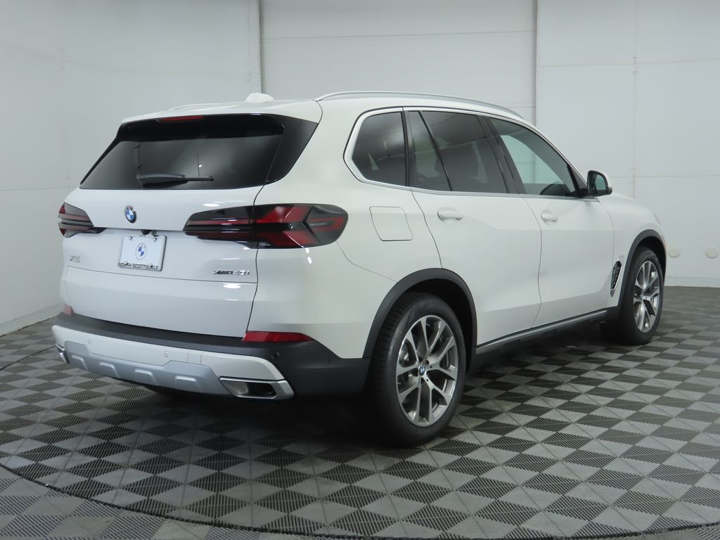 Thumbnail: 2026 BMW X5 - 5