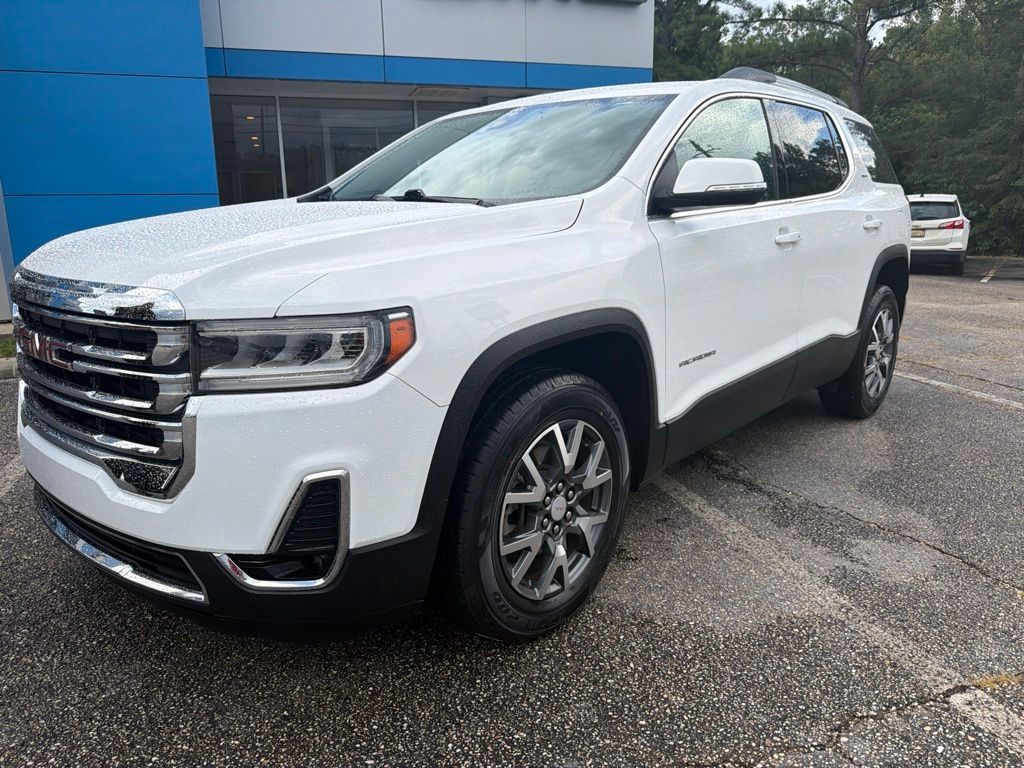 Summit White 2023 GMC Acadia SUV / Crossover Front-Wheel Drive 9-Speed Automatic