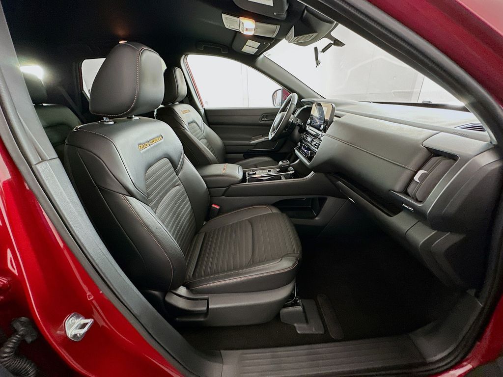 Thumbnail: 2024 Nissan Pathfinder - 27