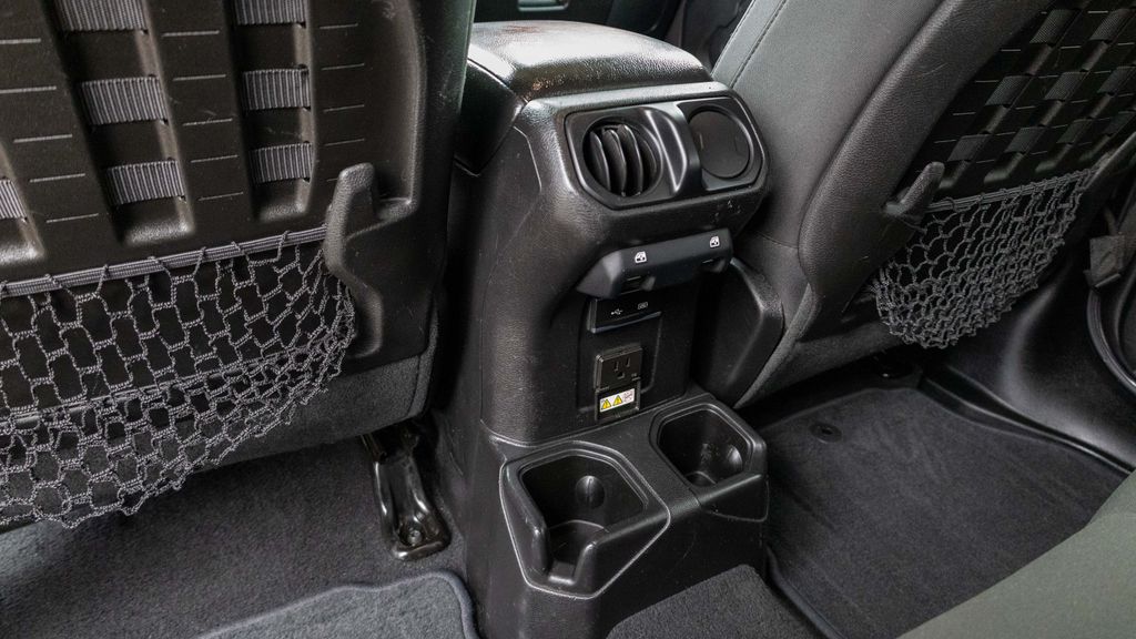 Used 2018 Jeep Wrangler Unlimited Rubicon 4D Sport Utility