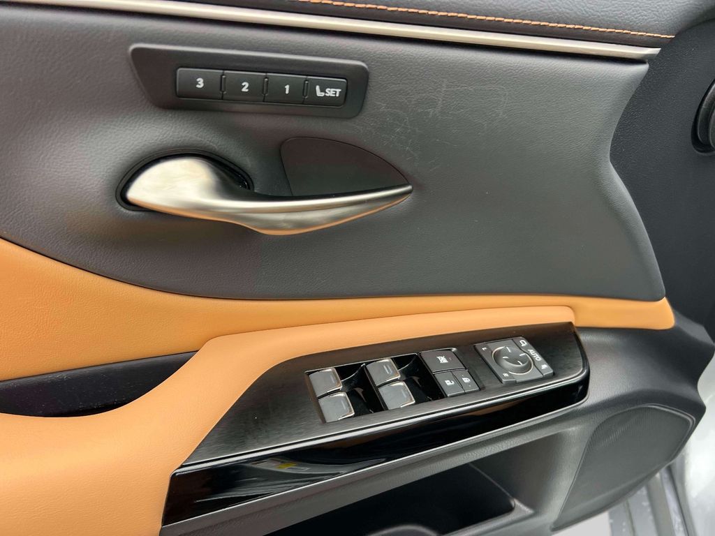 used 2023 Lexus ES car, priced at $38,495