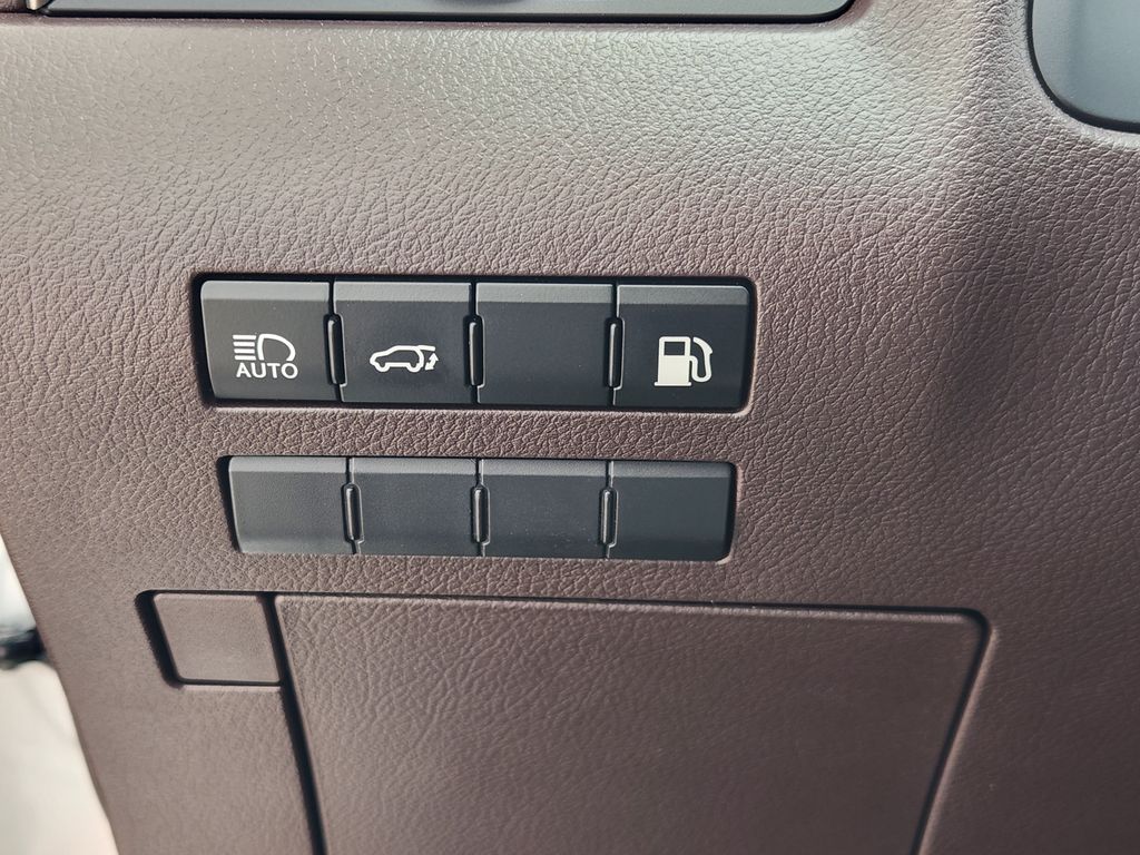 2018 Lexus RX 450hL Premium Silver at Bayshore Chrysler Jeep Dodge Ram