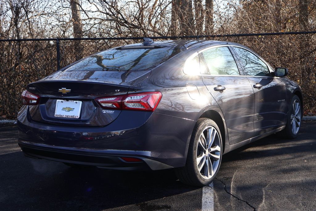 2025 Chevrolet Malibu LT 8