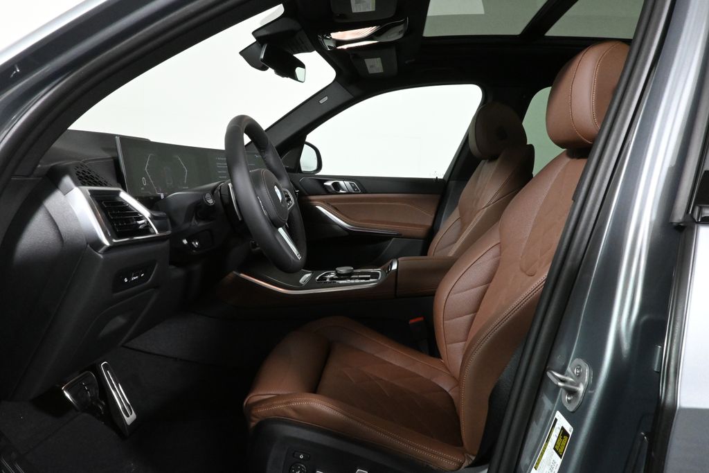 Thumbnail: 2026 BMW X5 - 3