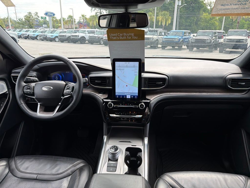 2022 Ford Explorer Platinum