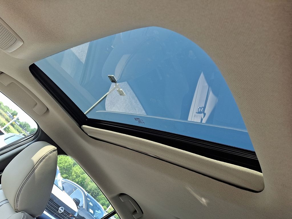 2026 Nissan Sentra — photo 10