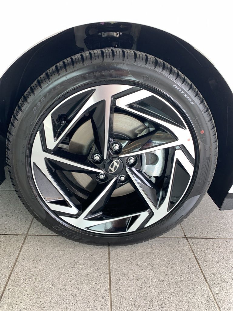 New 2026 White Hyundai SEL Sport image 16