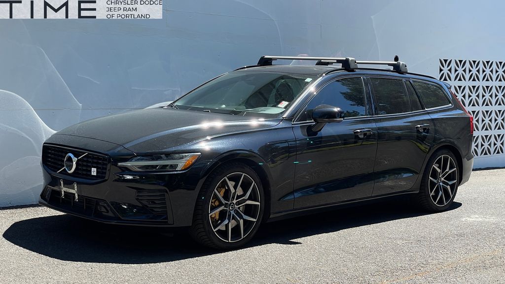 Black 2020 Volvo V60 Hybrid Plug-in Wagon All-Wheel Drive Automatic