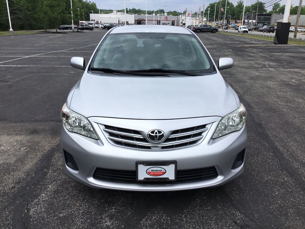 Thumbnail: 2013 Toyota Corolla - 8