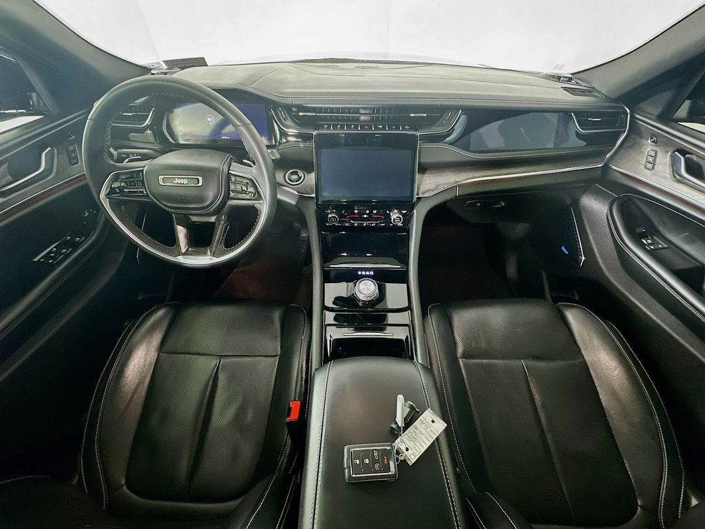 Used 2023 Black Jeep Overland image 10