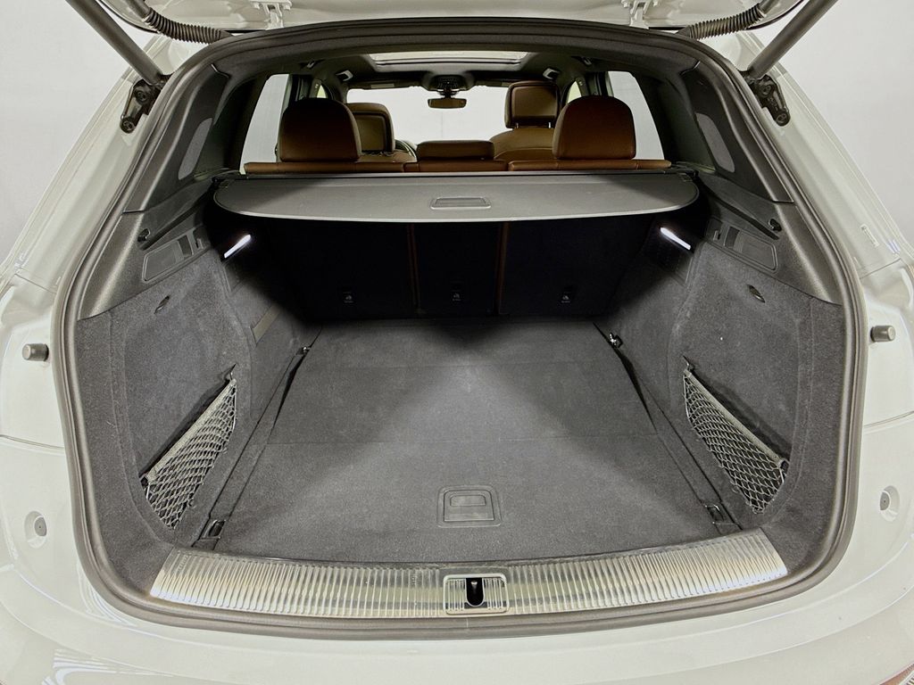 Thumbnail: 2019 Audi Q5 - 27