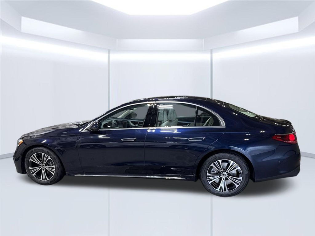 Thumbnail: 2027 Mercedes-Benz E-Class - 2