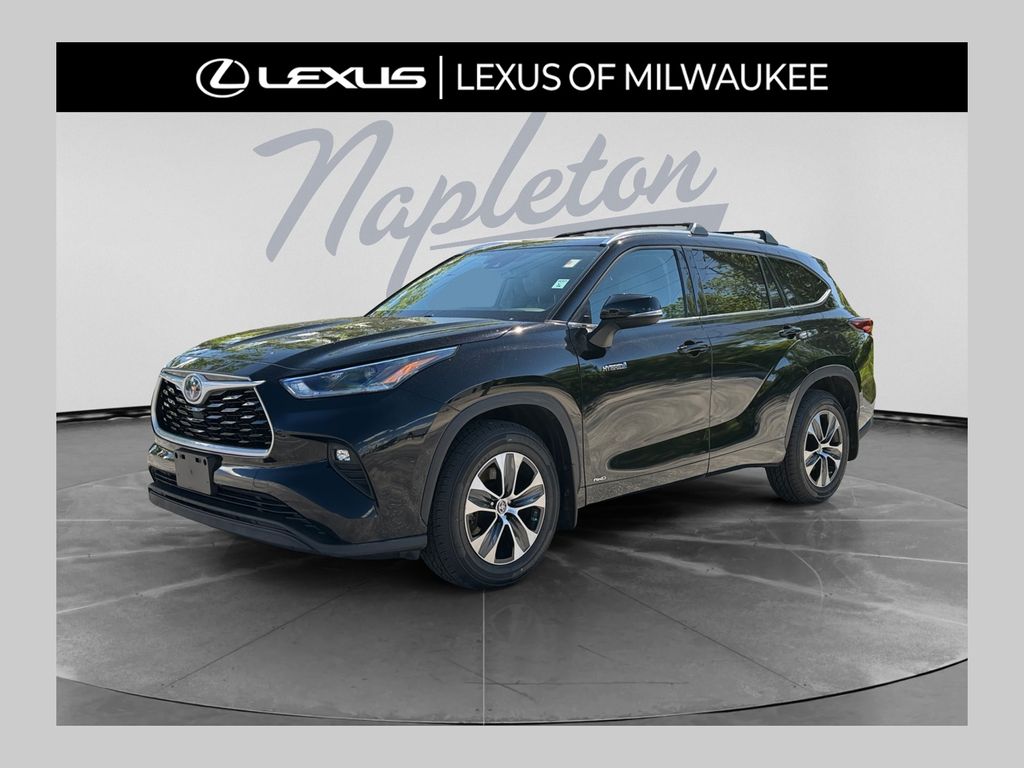 2021 Toyota Highlander Hybrid XLE AWD