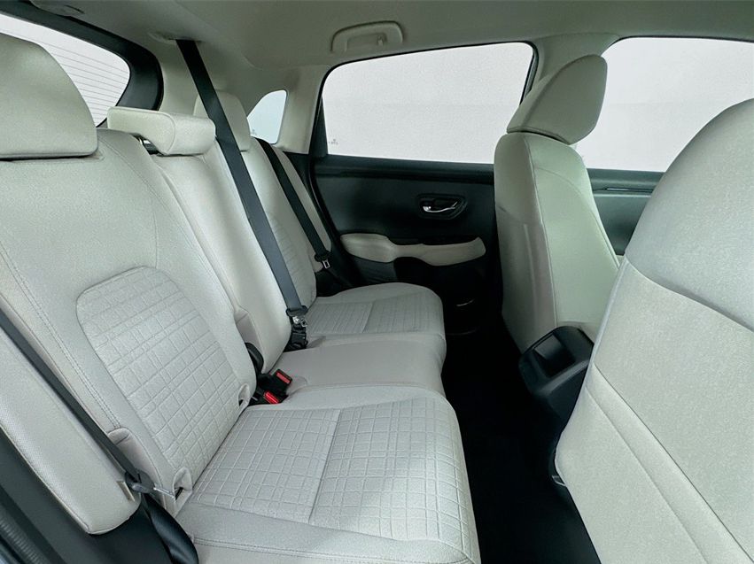 2025 Honda HR-V LX photo