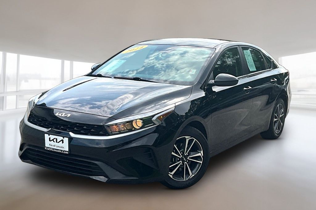  2024 Kia Forte LXS FWD   