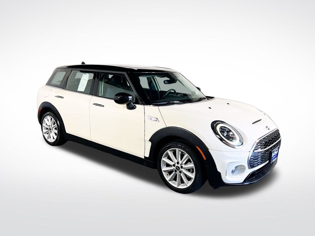 Used 2023 MINI Clubman S with VIN WMWLV7C01P2S77366 for sale in Gladstone, OR