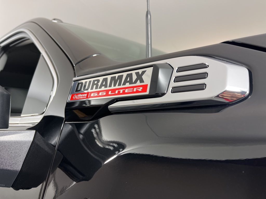 Thumbnail: 2024 GMC Sierra 2500 - 4