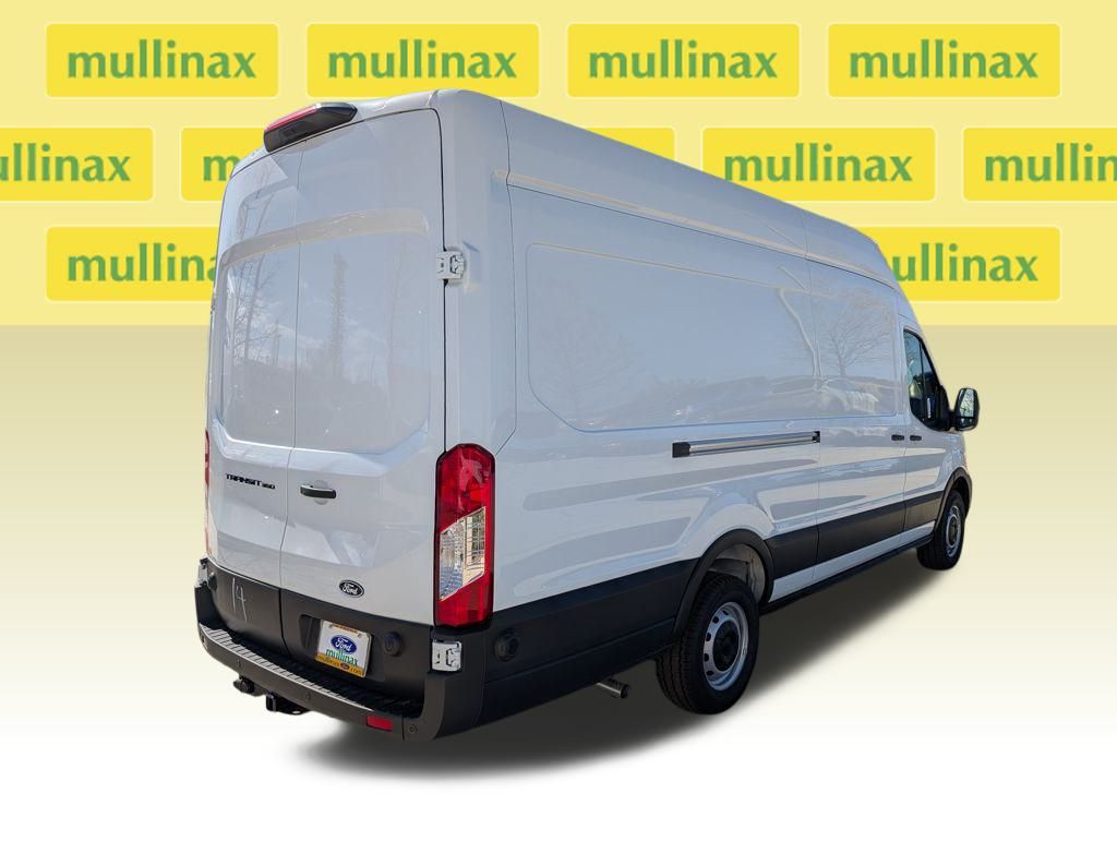 New 2026 White Ford Base image 3