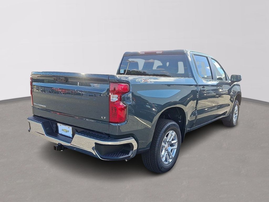 Thumbnail: 2026 Chevrolet Silverado 1500 - 4