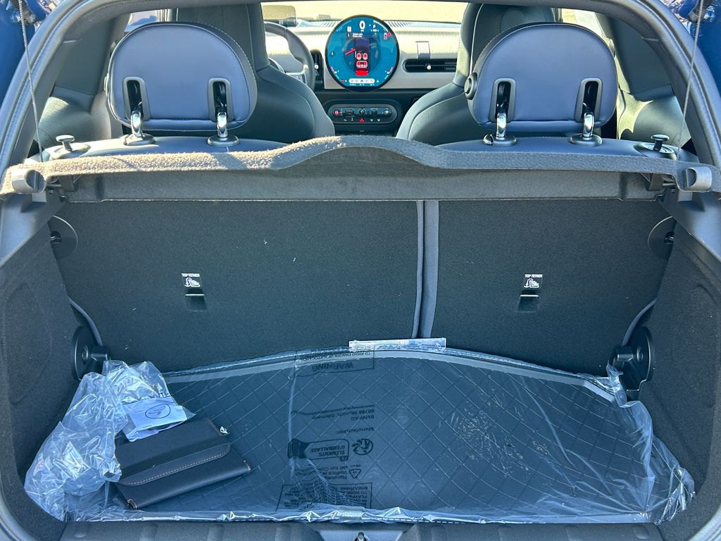 Thumbnail: 2026 MINI Cooper - 32