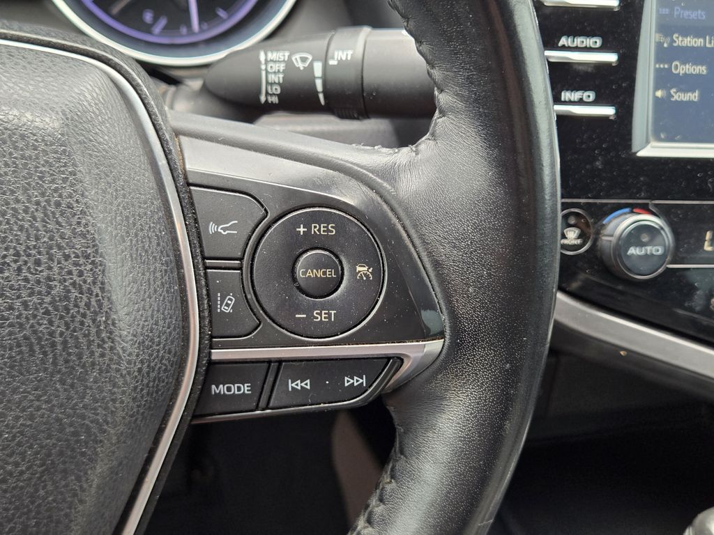 2018 Toyota Camry XLE Gray at Community Kia