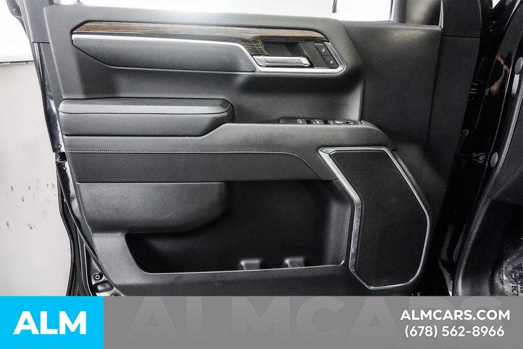 Used 2023 Black GMC Elevation image 47