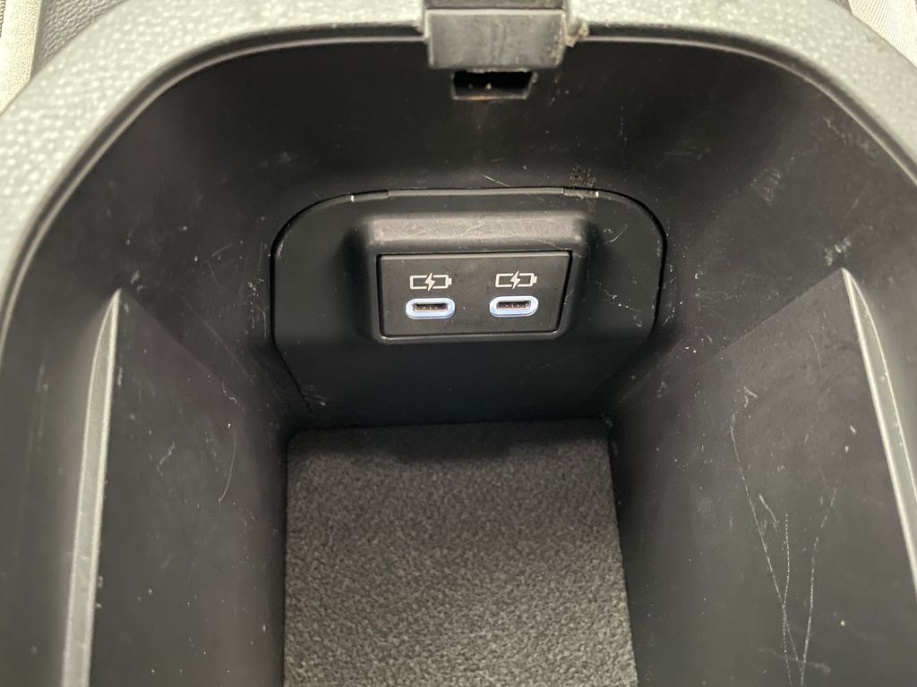 Thumbnail: 2023 Toyota RAV4 - 29