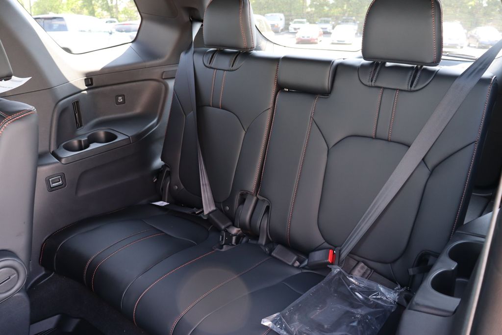 Thumbnail: 2025 Honda Pilot - 13