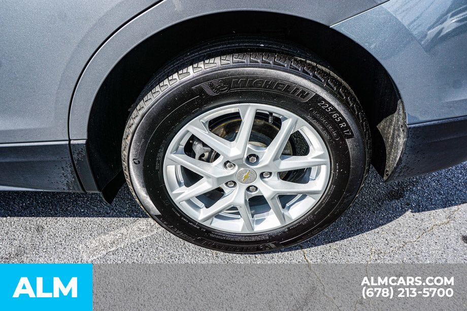 Used 2024 Gray Chevrolet LT image 17