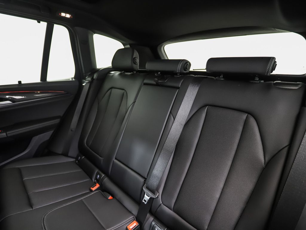 2024 BMW X3 M40i 21