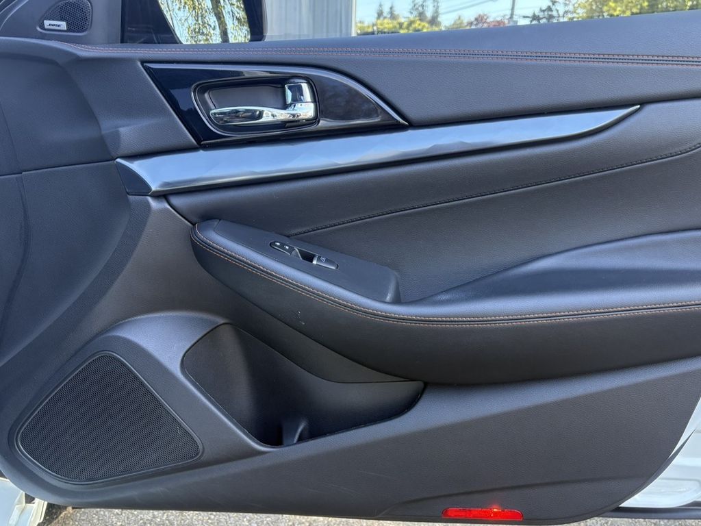 2020 Nissan Maxima SR