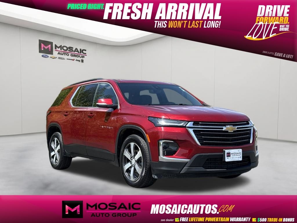 Used 2023 Chevrolet Traverse LT  SUVs