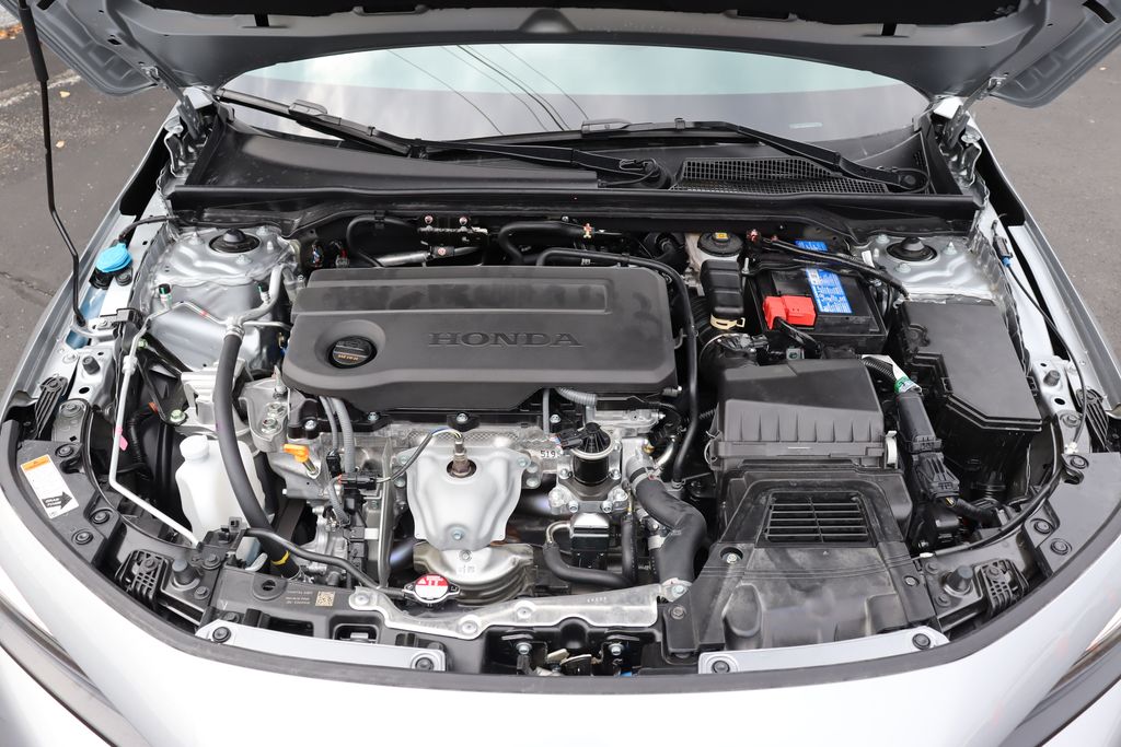 2025 Honda Civic Sport 32