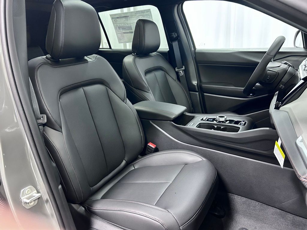 new 2026 Jeep Cherokee car, priced at $43,185