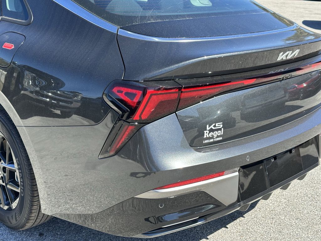 new 2026 Kia K5 car, priced at $25,020