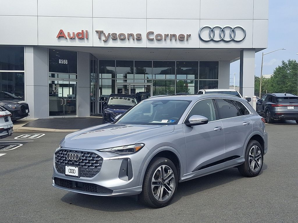 Thumbnail: 2026 Audi Q5 - 1