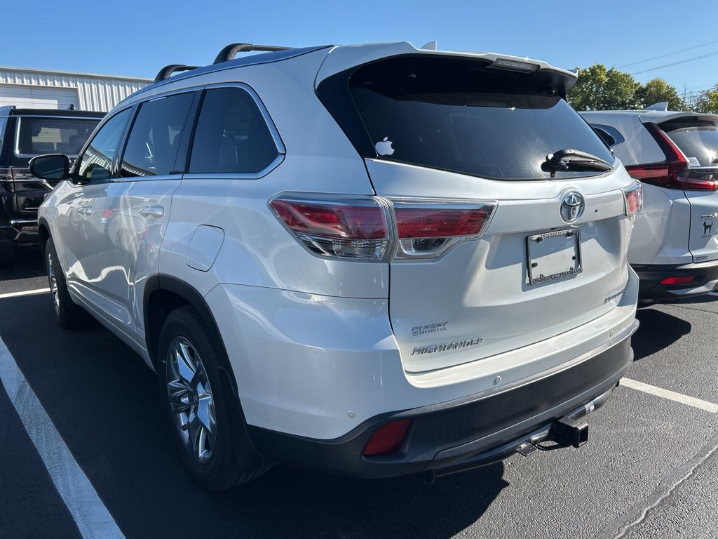 Thumbnail: 2014 Toyota Highlander - 2
