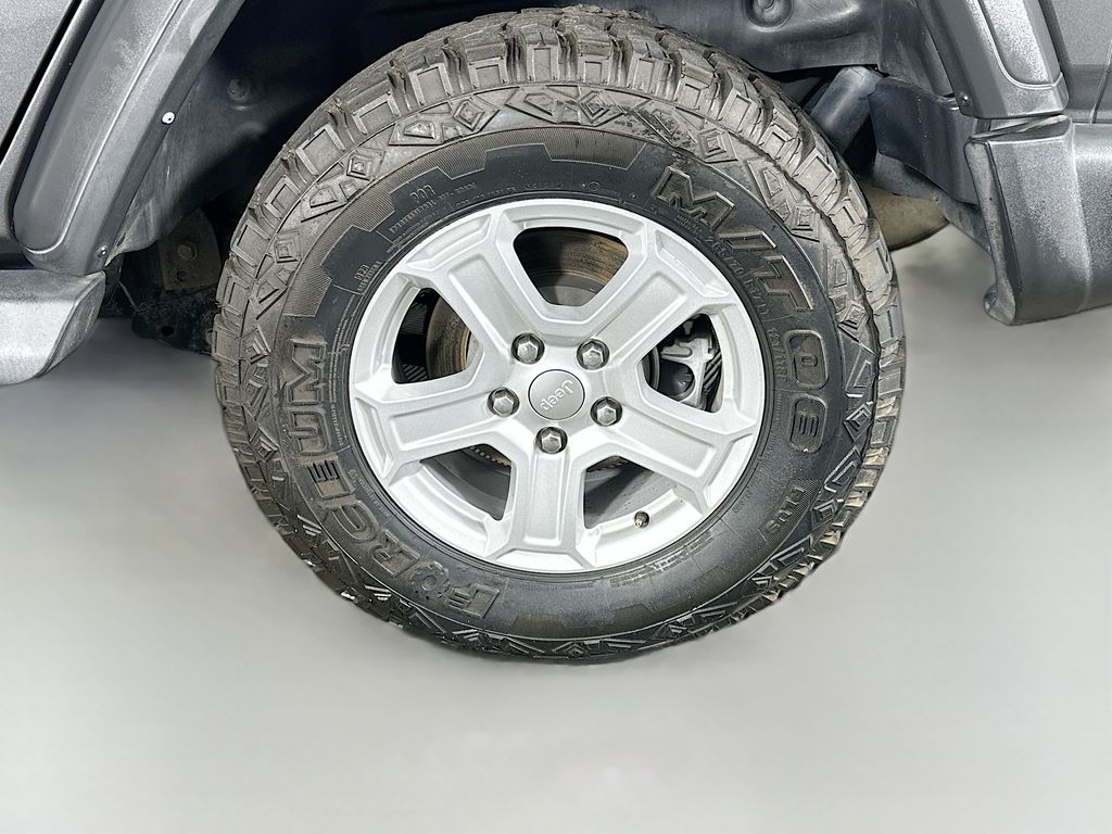 Used 2022 Gray Jeep Unlimited Sport S image 35