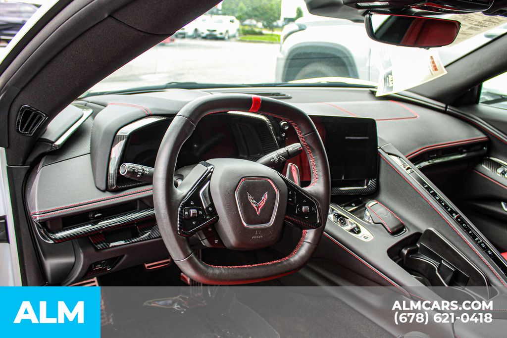 Used 2024 White Chevrolet Stingray image 19