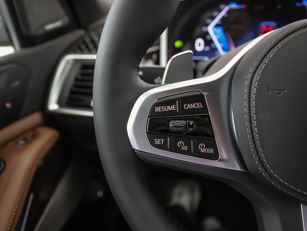 Thumbnail: 2026 BMW X5 - 12