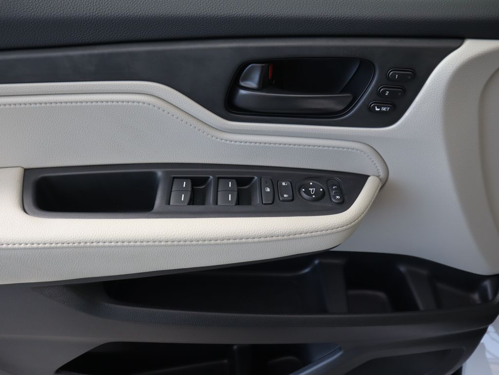 Thumbnail: 2026 Honda Odyssey - 24