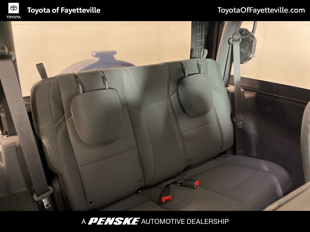 Thumbnail: 2022 Jeep Wrangler - 6