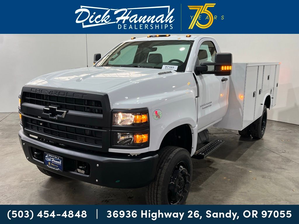 2025 Chevrolet Silverado 5500HD 