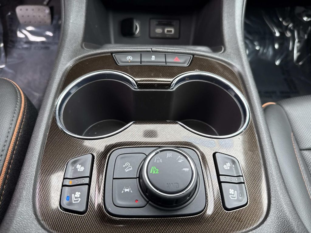 2023 GMC Acadia AT4 - Photo 35