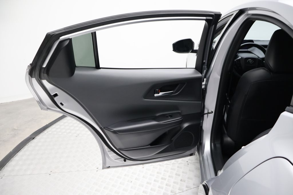 Thumbnail: 2024 Toyota Prius - 21