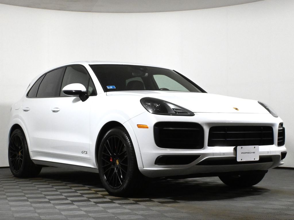 Thumbnail: 2022 Porsche Cayenne - 9