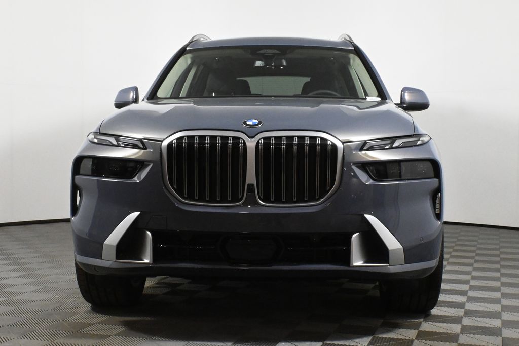 2025 BMW X7 xDrive40i 10