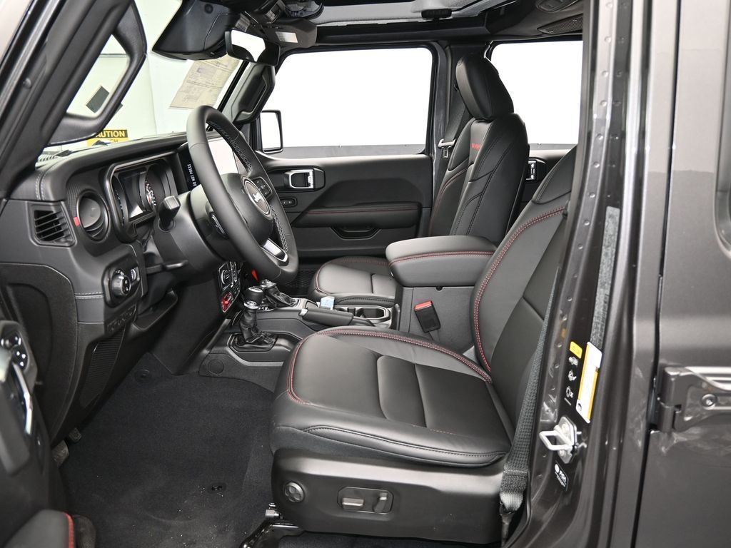 New 2026 Granite Crystal Metallic Clearcoat Jeep Rubicon image 11